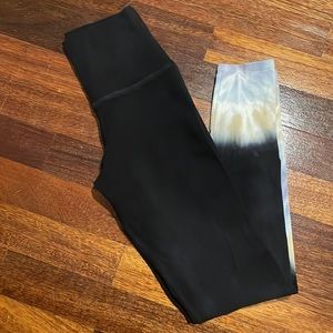 Electric Rose workout leggings!